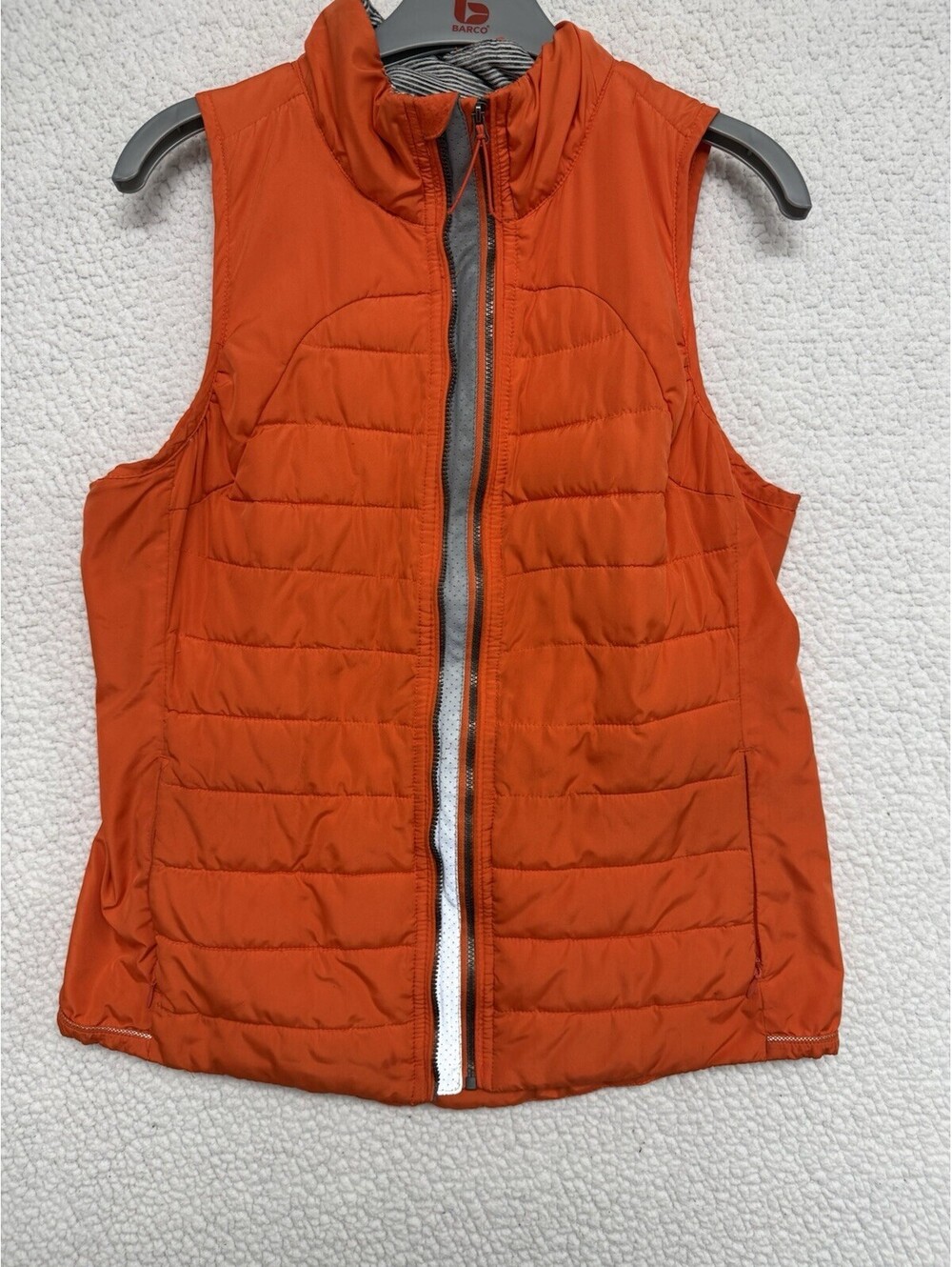 Women’s Medium Orange Quilted Puffer Vest Full Zip Lightweight Activewear